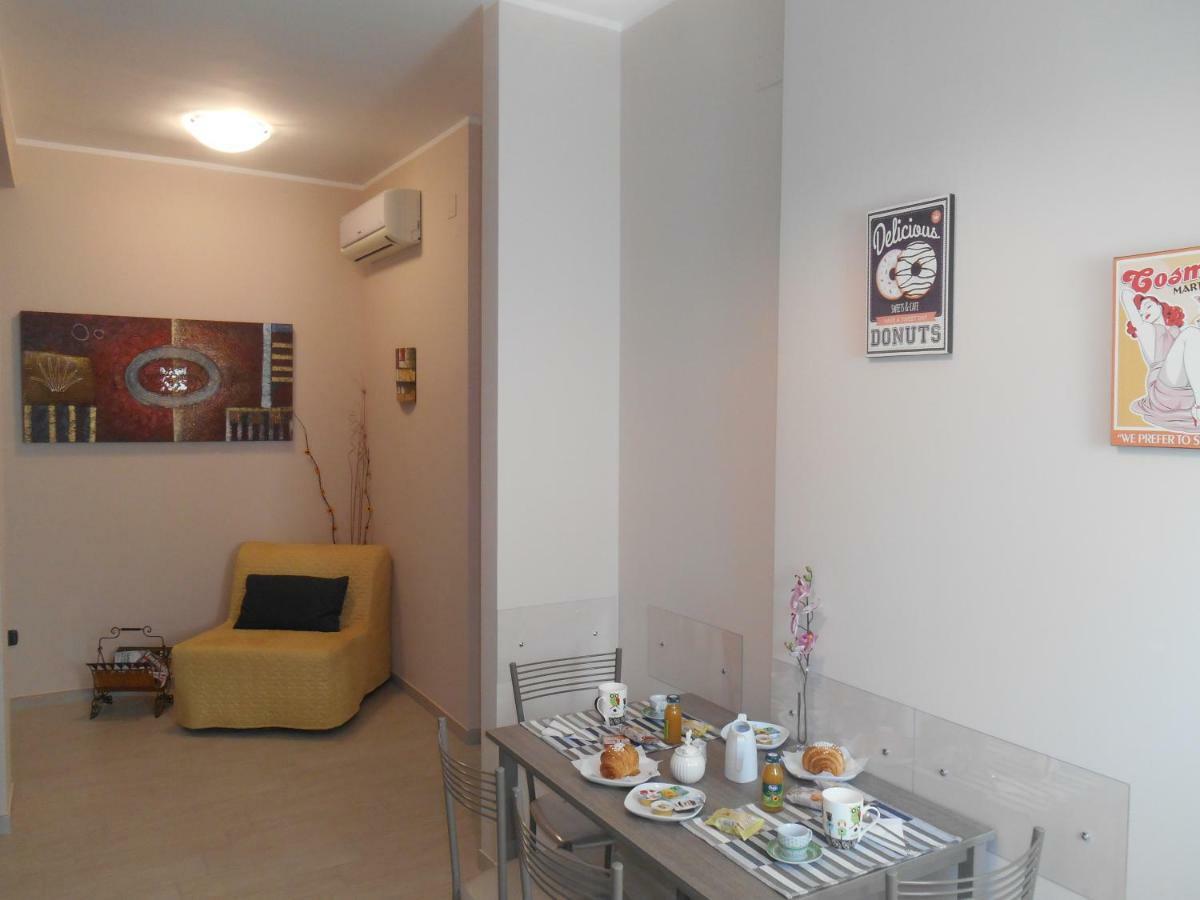 La Collina Di Parthenope Vomero Napoli Bagian luar foto