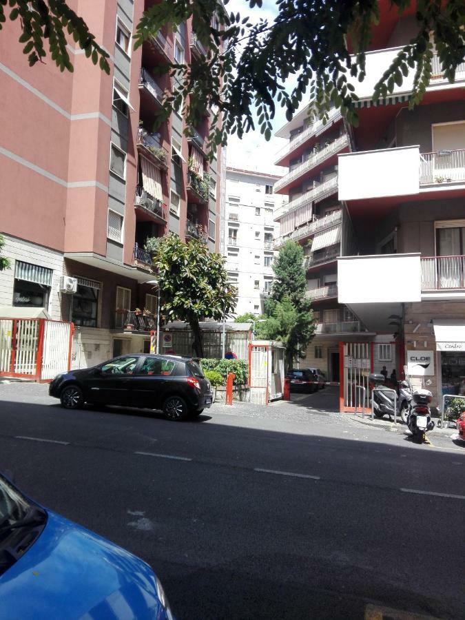 La Collina Di Parthenope Vomero Napoli Bagian luar foto
